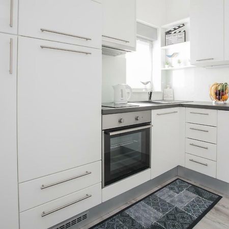 Apartment Movie Primošten Eksteriør bilde