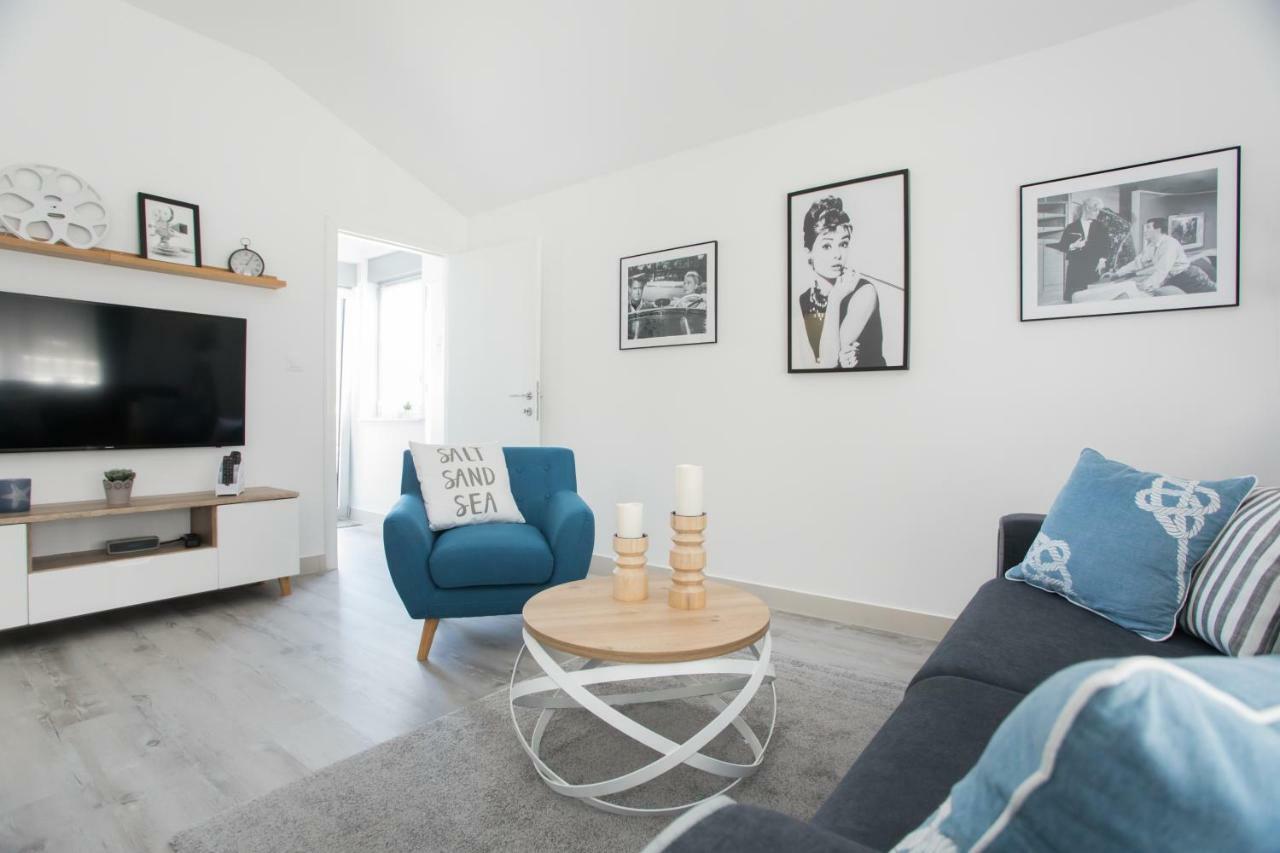 Apartment Movie Primošten Eksteriør bilde