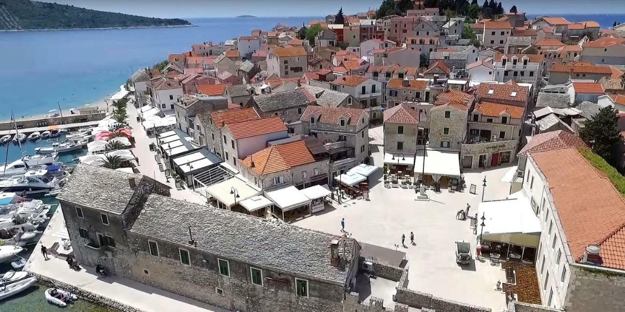 Apartment Movie Primošten Eksteriør bilde